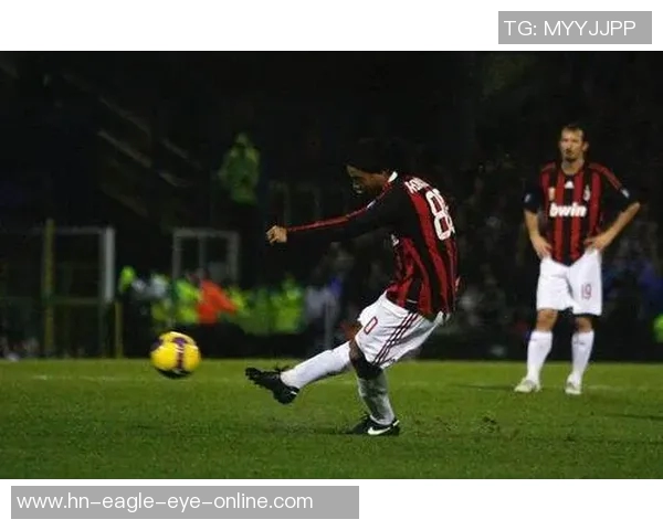 天下足球星球300精彩任意球集锦 重温世界顶级球员的绝妙技艺