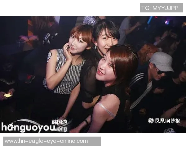 夜店足球球星视频曝光揭秘球场外的精彩生活与争议时刻